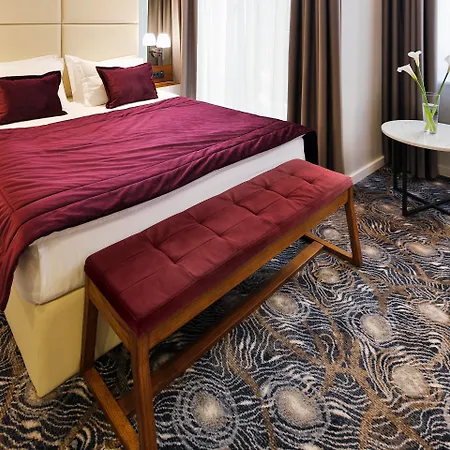Hotel Sky