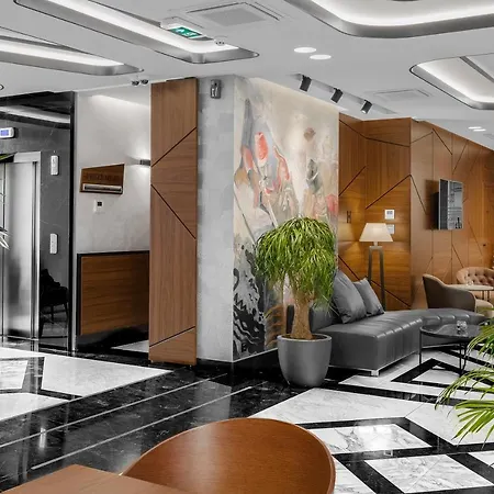 Hotel Sky 4*